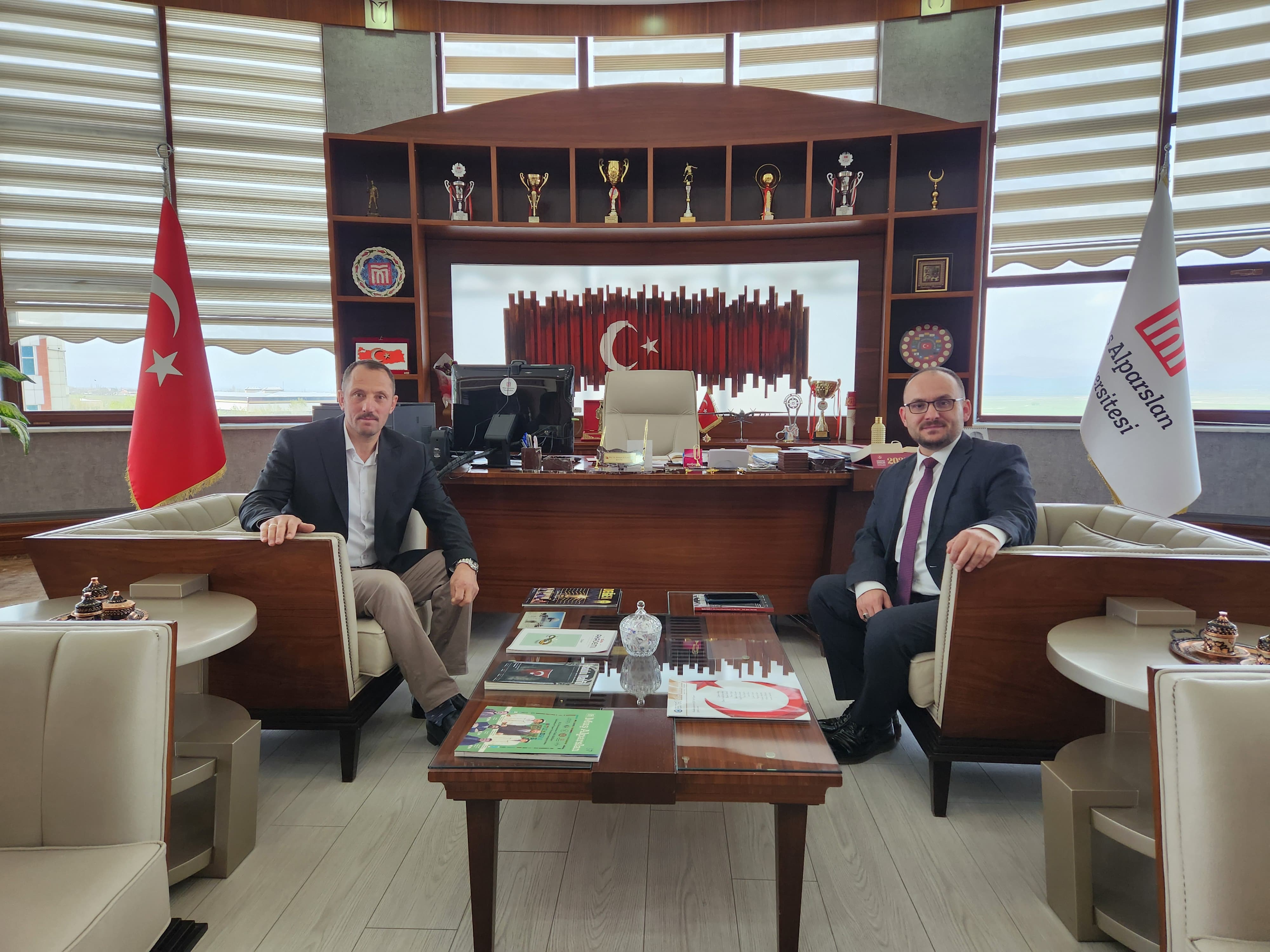 yesilova-belediye-baskan-yardimcisi-mehmet-zeki-aydindan-rektorumuze-ziyaret-7135