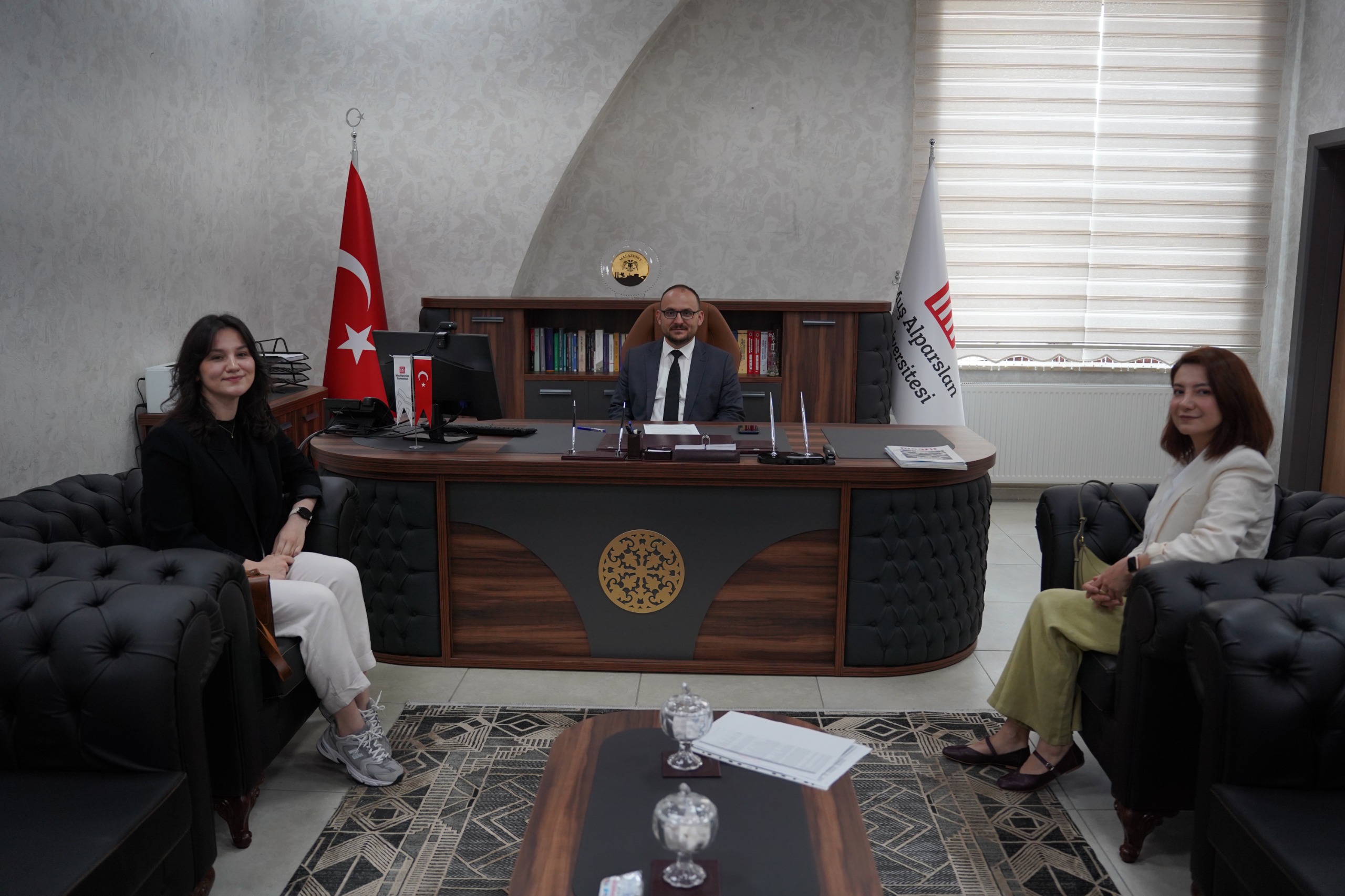 uluslararasi-maarif-dergisi-rektorumuz-ile-roportaj-gerceklestirdi-7150