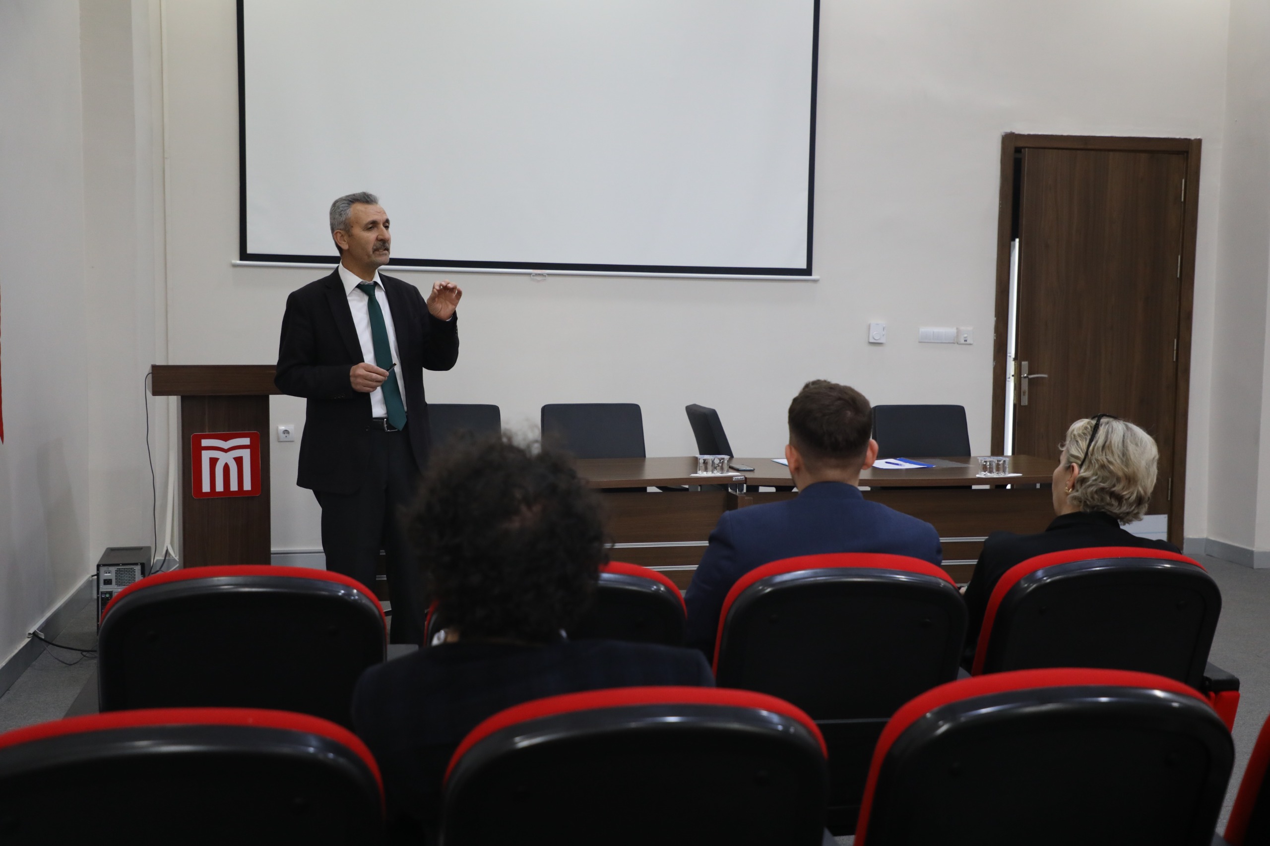 universitemizde-yeni-ogretim-elemanlarina-yonelik-oryantasyon-programi-duzenlendi-7229