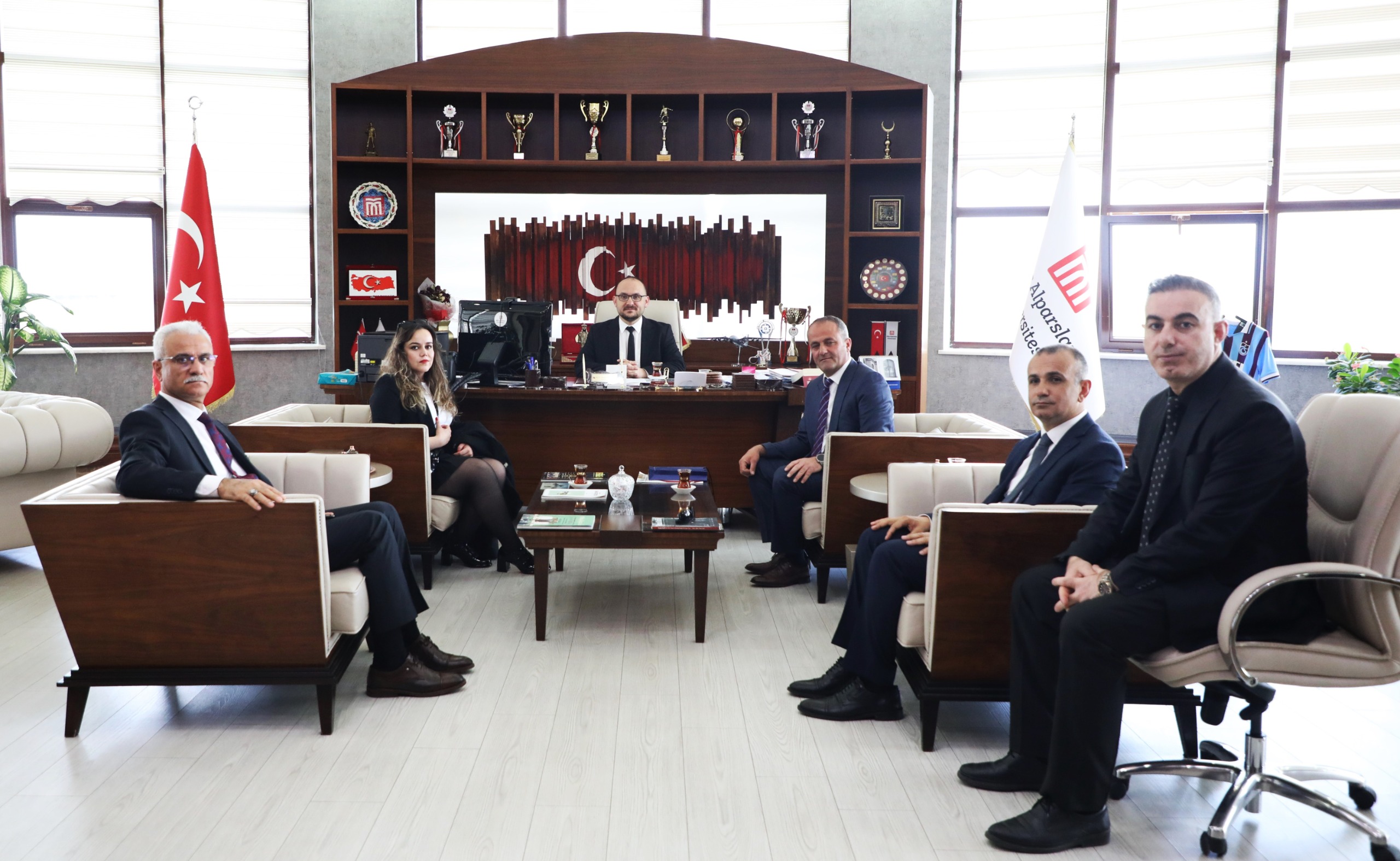 ataturk-universitesinden-doc-dr-coskun-erdogan-ve-erzincan-binali-yildirim-universitesinden-ogr-gor-merve-ozyigit-rektorumuz-prof-dr-mustafa-alicani-ziyaret-etti-7293