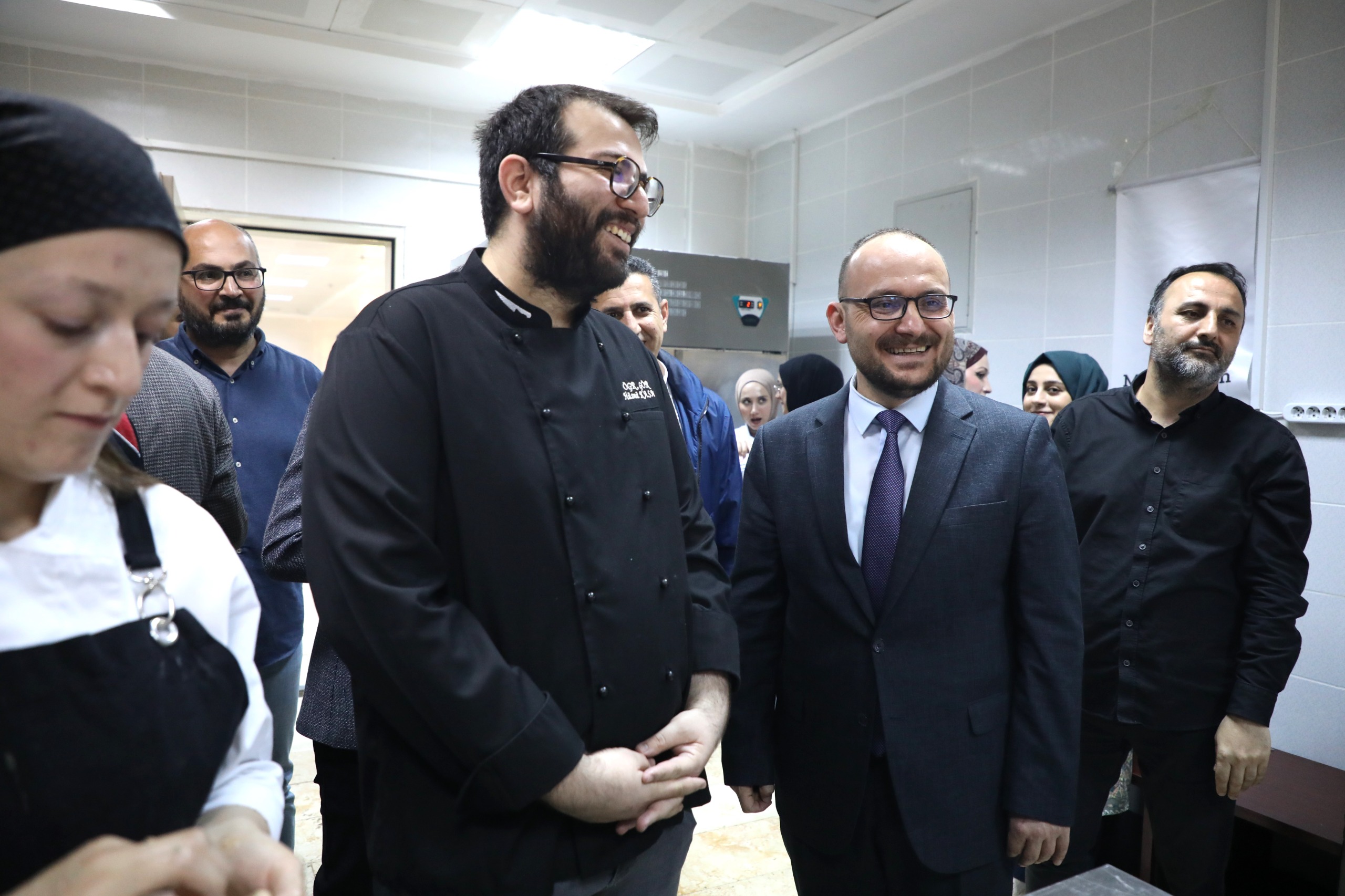 sosyal-bilimler-meslek-yuksekokulu-tarafindan-mus-yoresel-yemekleri-workshop-etkinligi-gerceklestirildi-7389