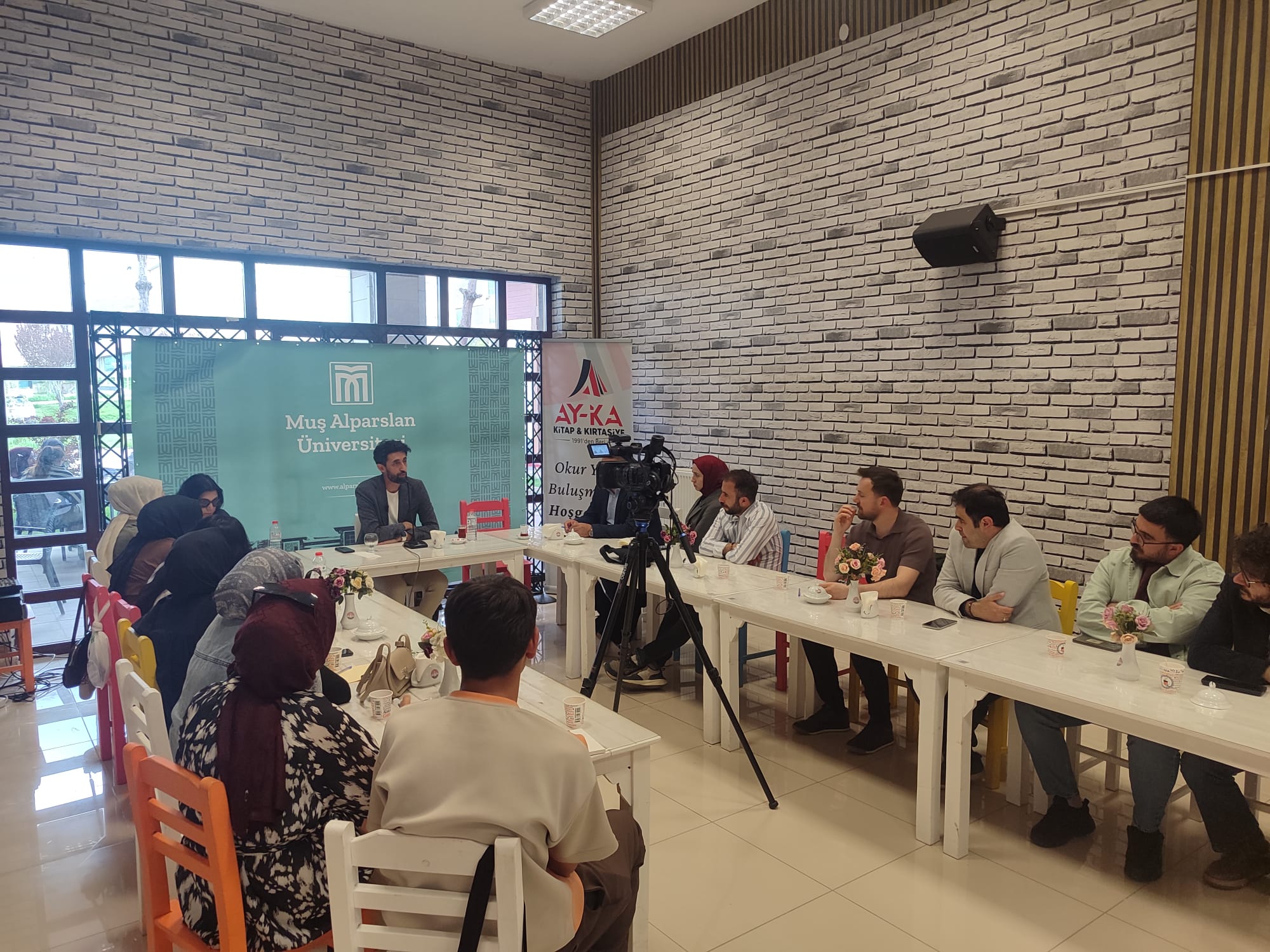 yazar-mehmet-ercani-cay-bahane-sohbetlerinde-agirladik-7458