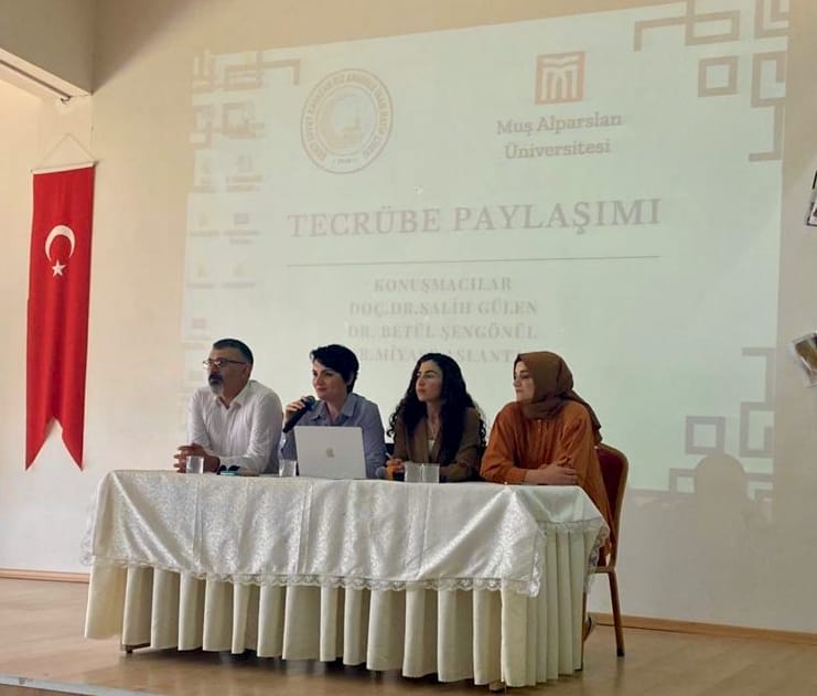 akademisyenlerimiz-kariyer-yolculuklarini-liseli-genclerle-paylasti-7688