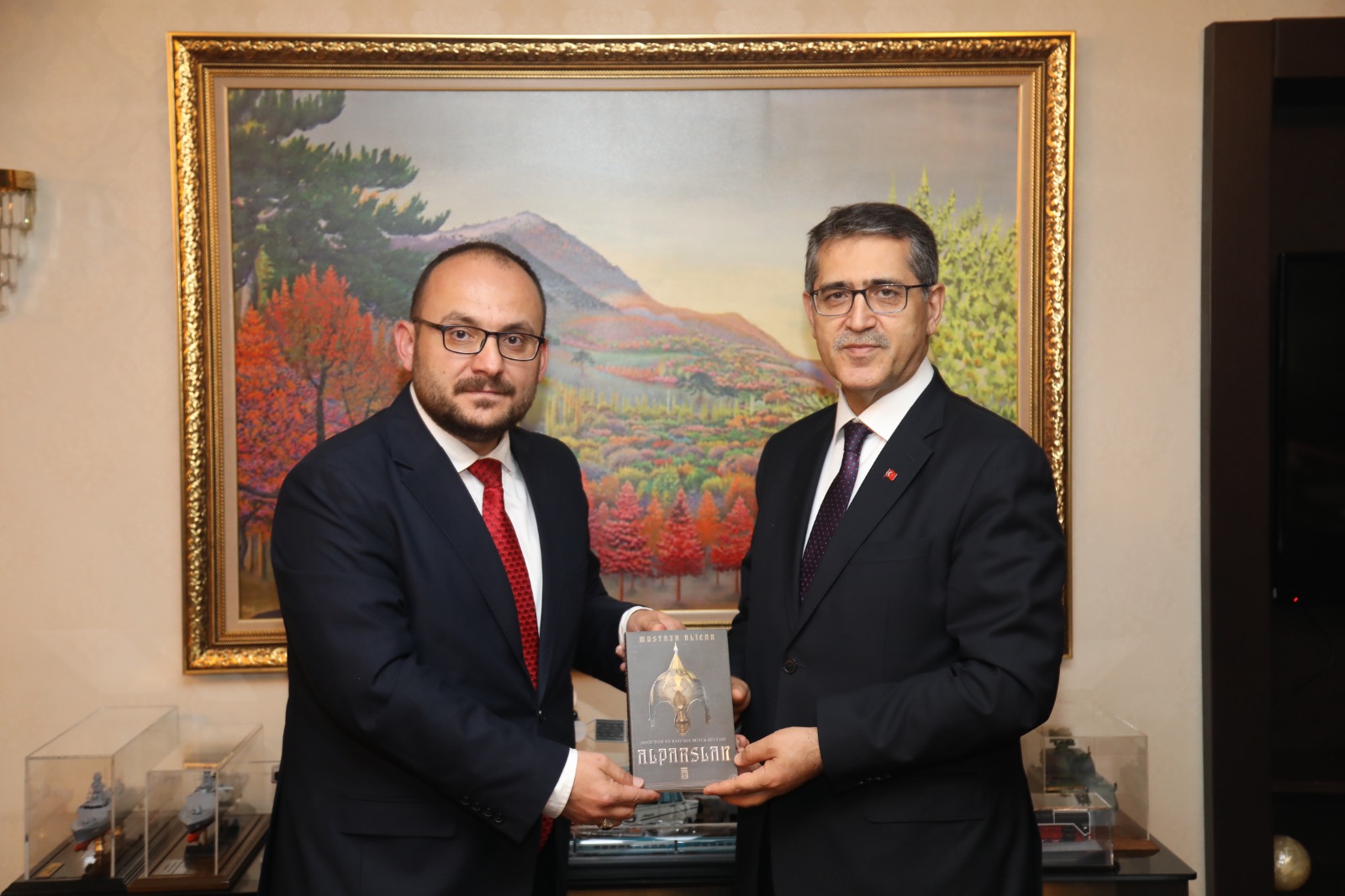 rektorumuz-ankaradaki-resmi-temaslarina-devam-ediyor-7699