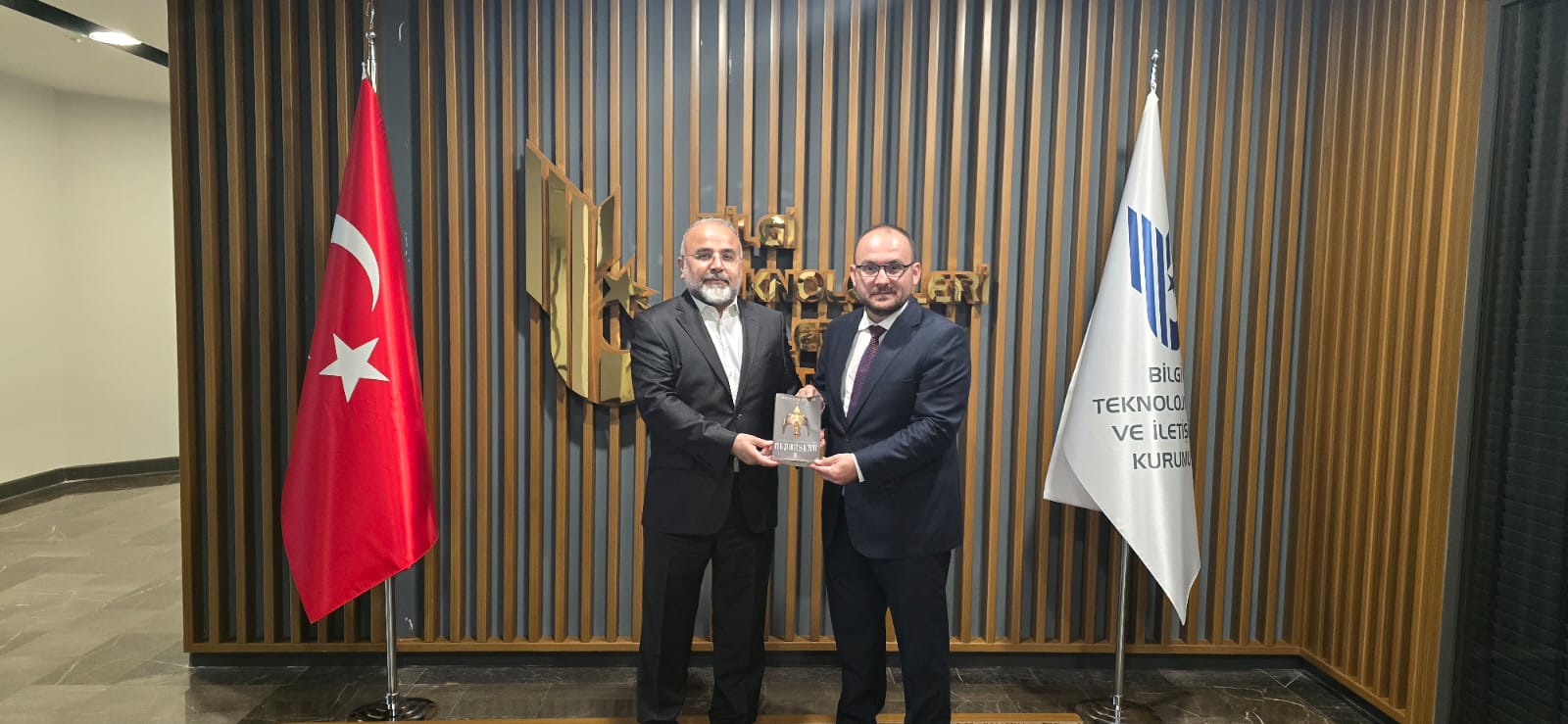 rektorumuzden-btkya-ziyaret-7700