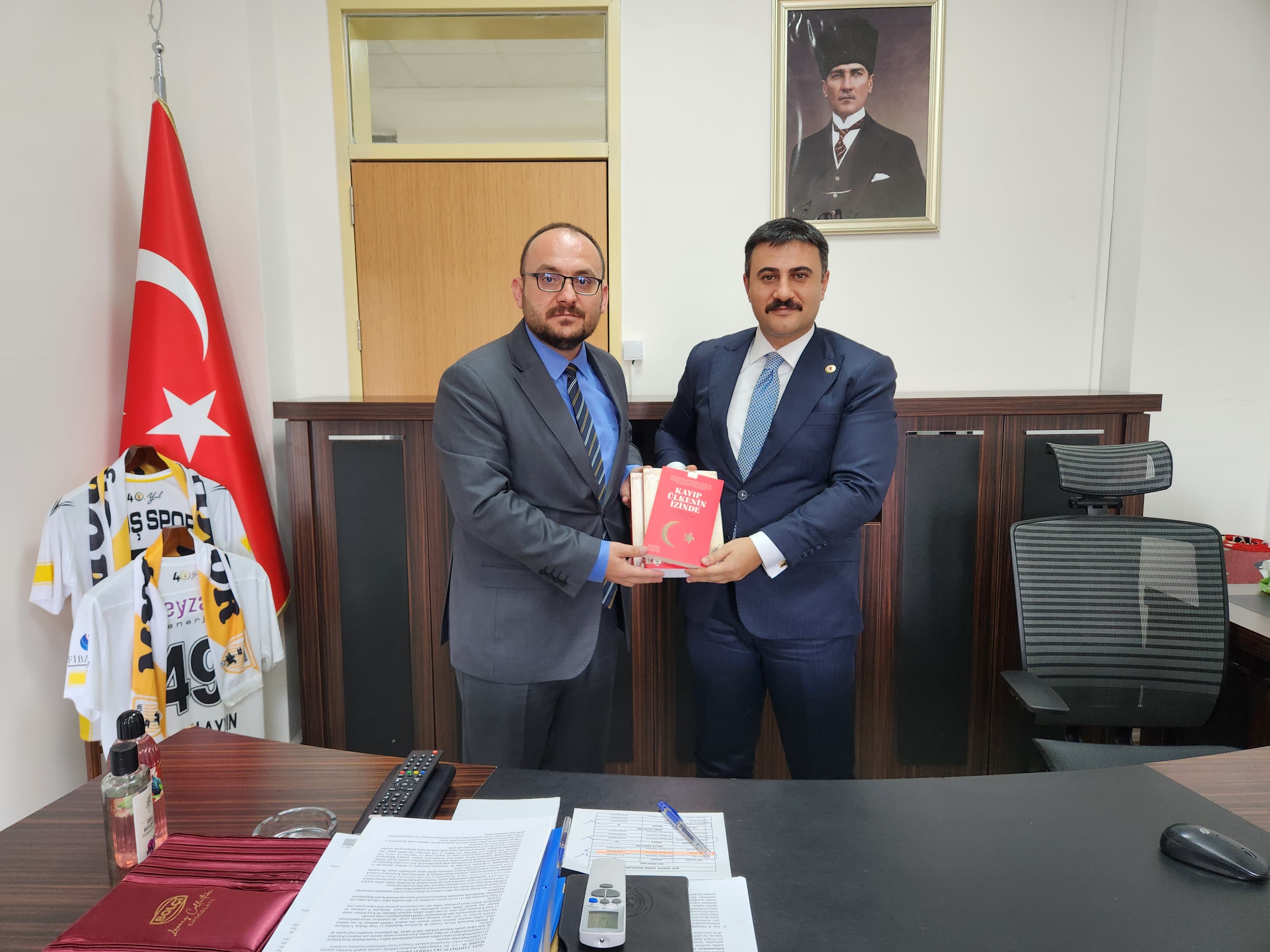 rektorumuzden-vali-yardimcisi-muhammet-fatih-aydina-hayirli-olsun-ziyareti-7799