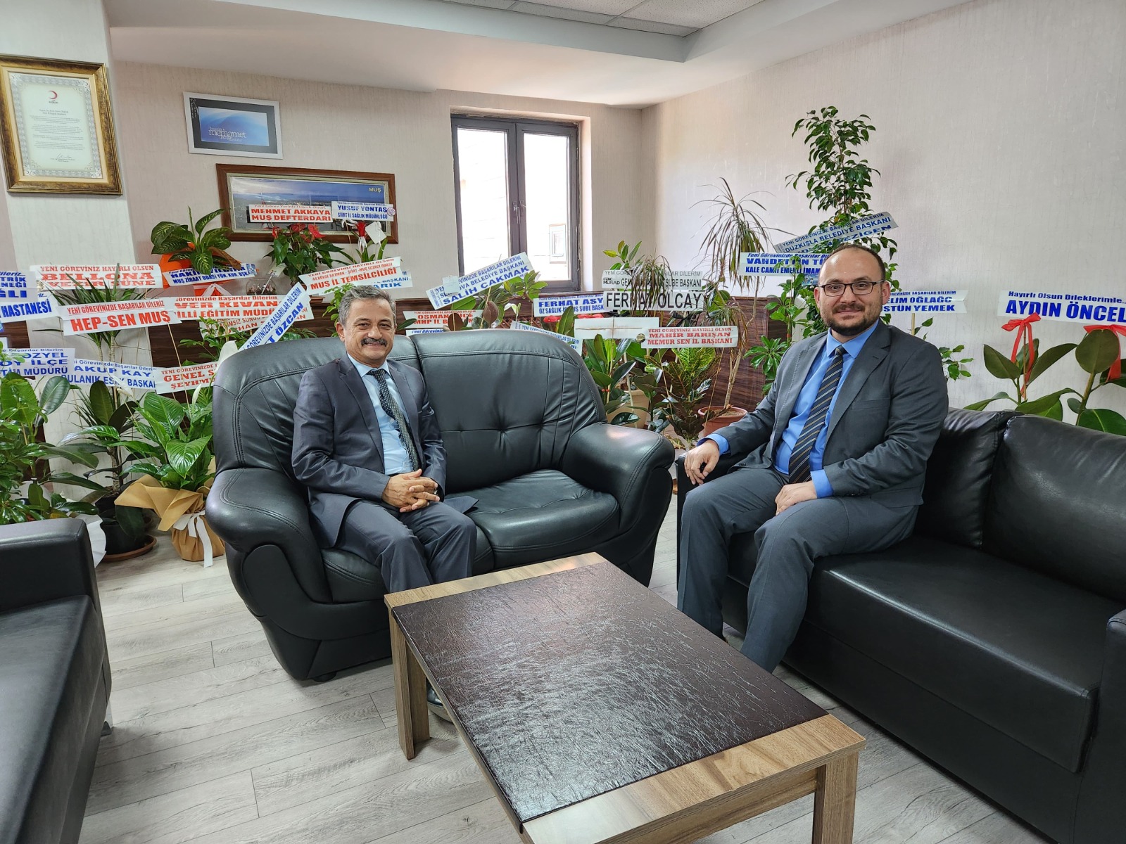 rektorumuzden-il-saglik-muduru-dr-omure-ziyaret-7800