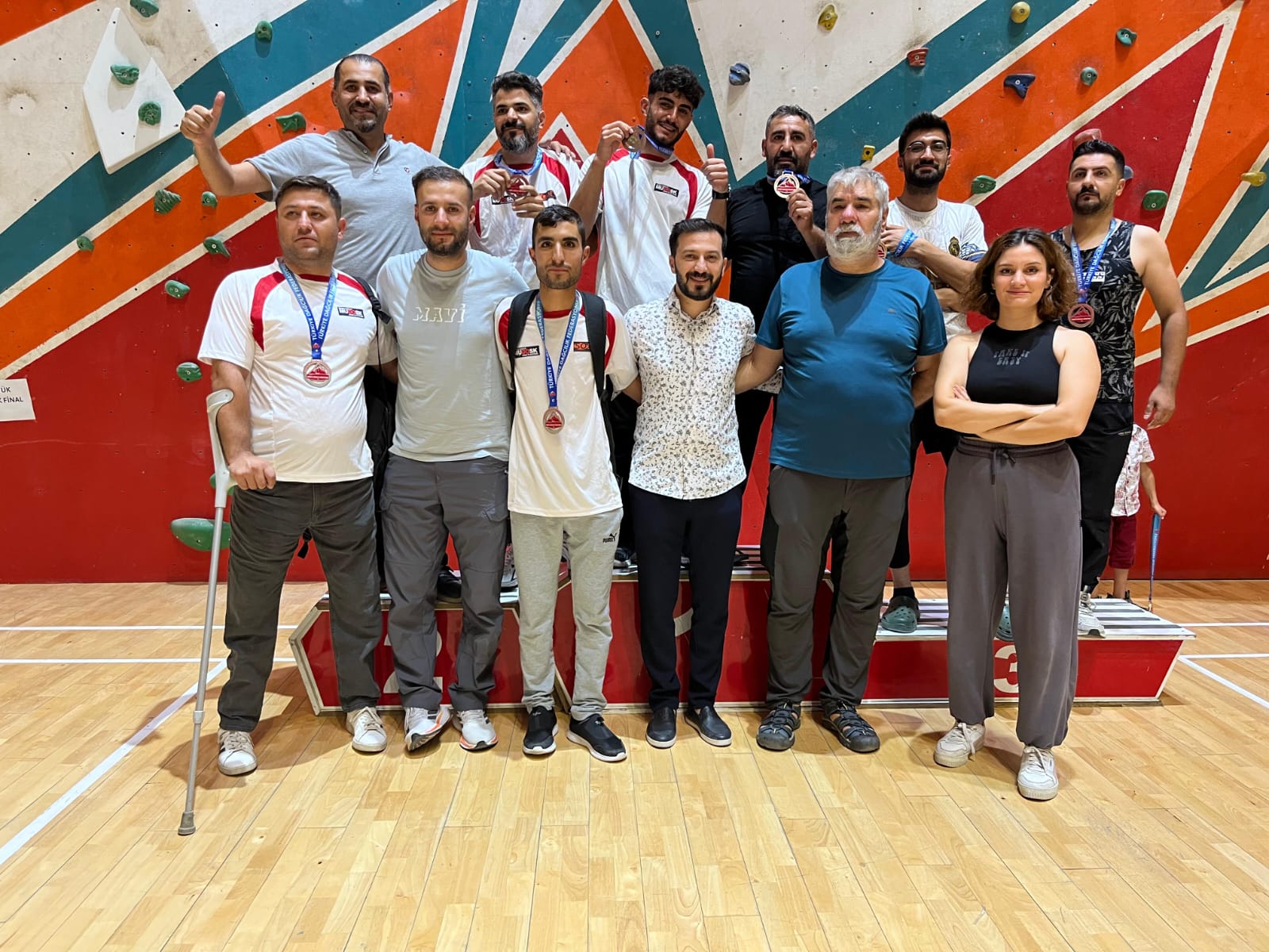 idari-personelimizden-turkiye-ikinciligi-basarisi-7804