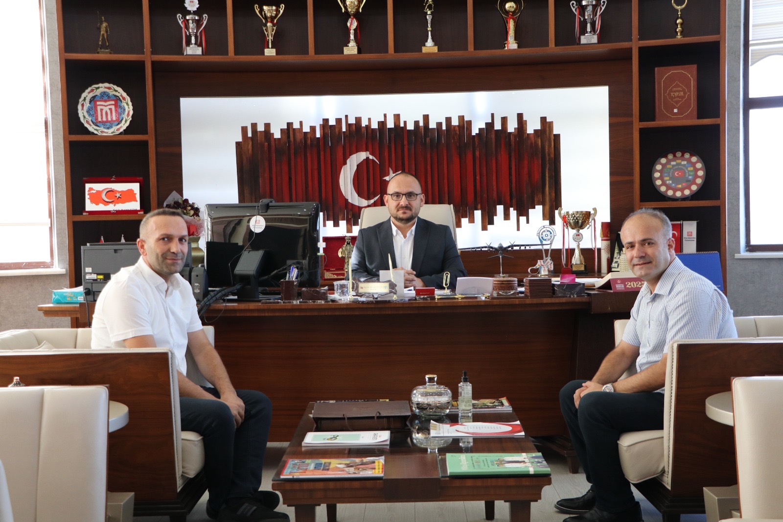 mus-ugur-kursundan-rektorumuze-nezaket-ziyareti-7864