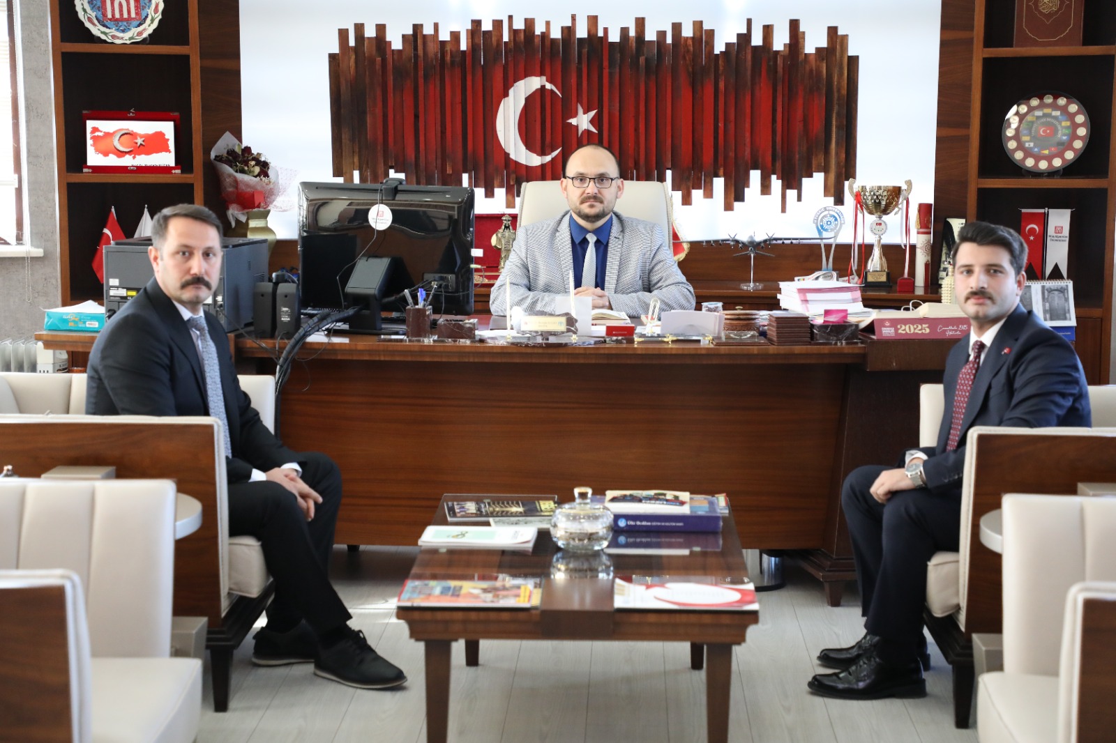 ulku-ocaklari-il-baskanindan-rektorumuze-ziyaret-7966