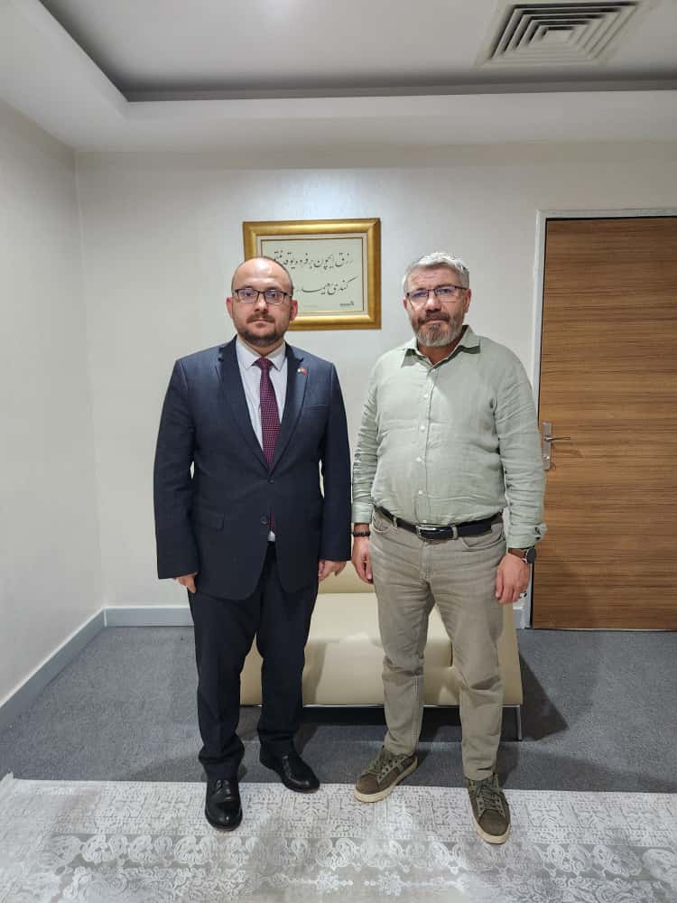 rektorumuz-egitim-bir-sen-mus-2-nolu-sube-baskani-doc-dr-turan-guleri-makaminda-kabul-etti-7981