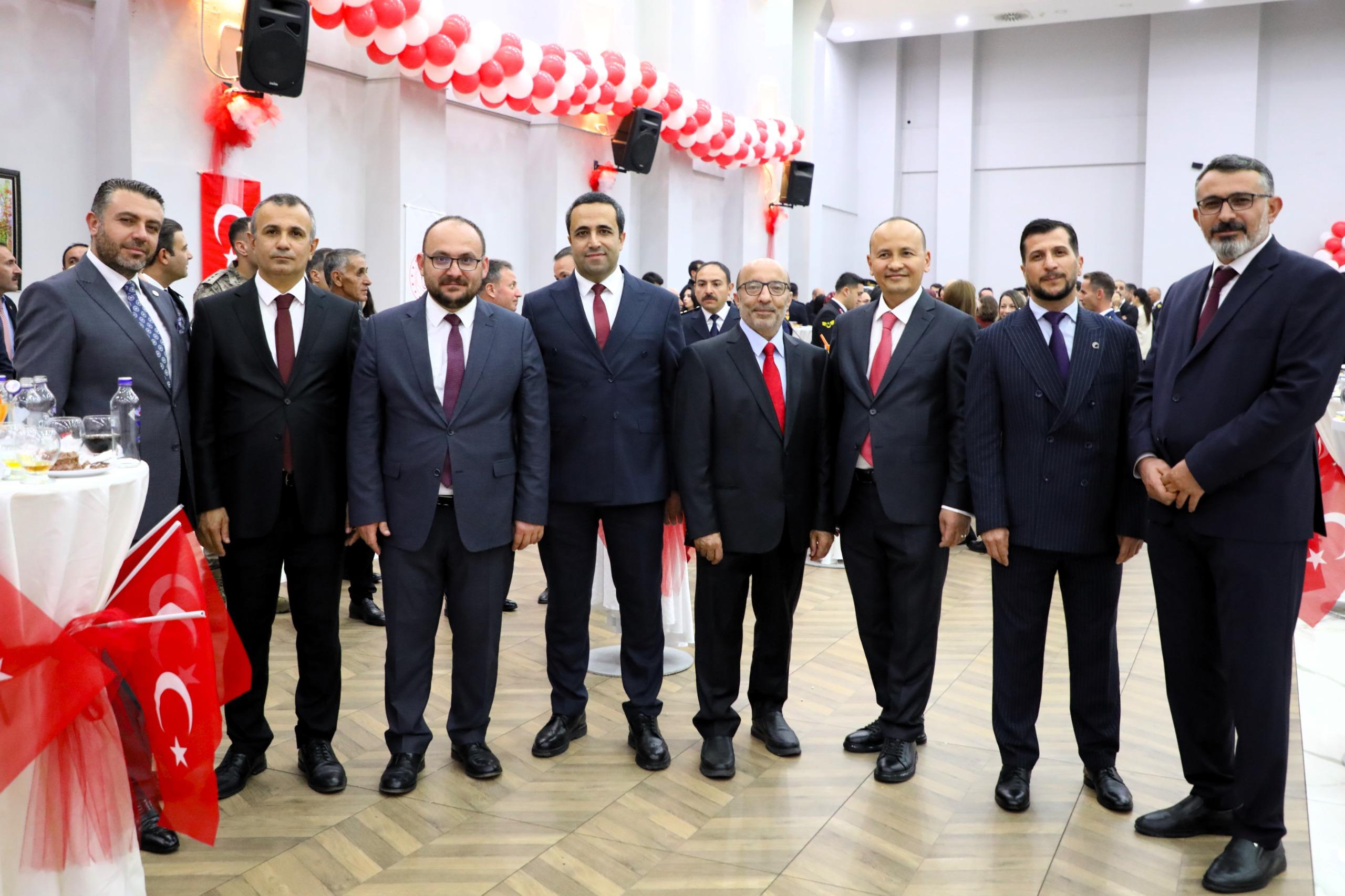 cumhuriyetin-102-yili-musta-duzenlenen-resepsiyonla-kutlandi-8157