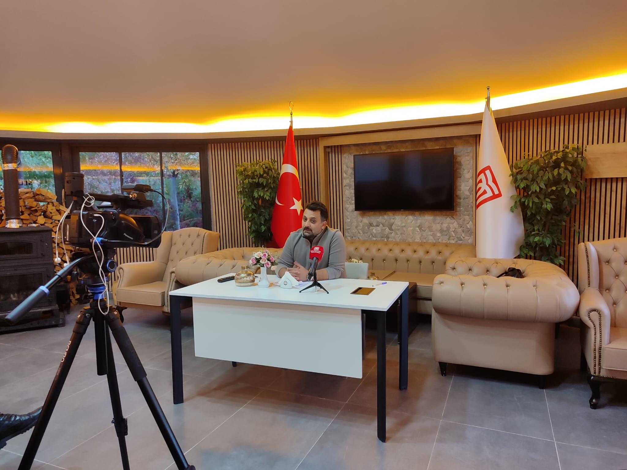 rahve-konusmalarinda-bilim-ve-kehanet-ele-alindi-8222