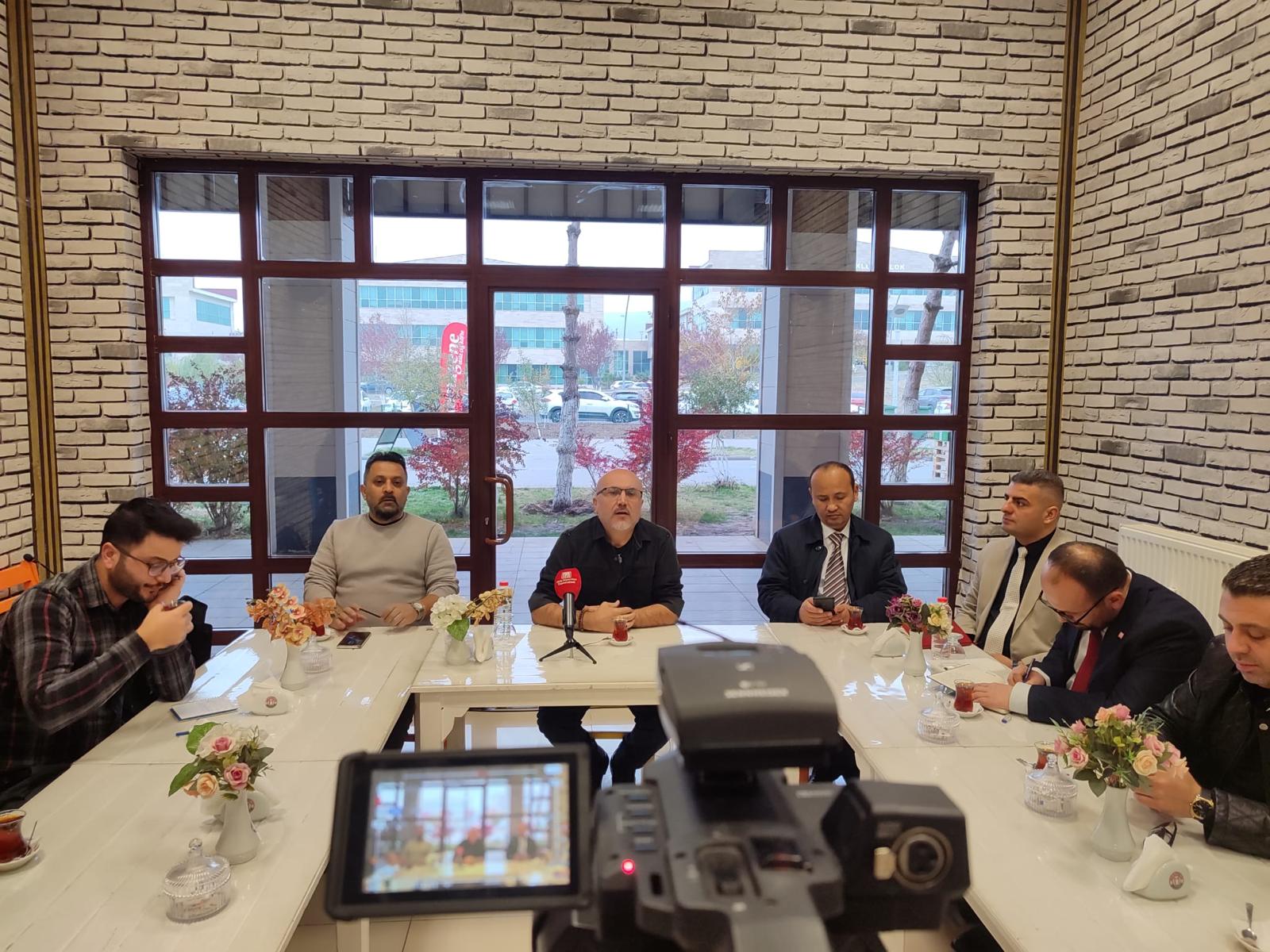 cay-bahane-sohbetlerinin-101-bolumunde-mitolojik-arketipler-ele-alindi-8330