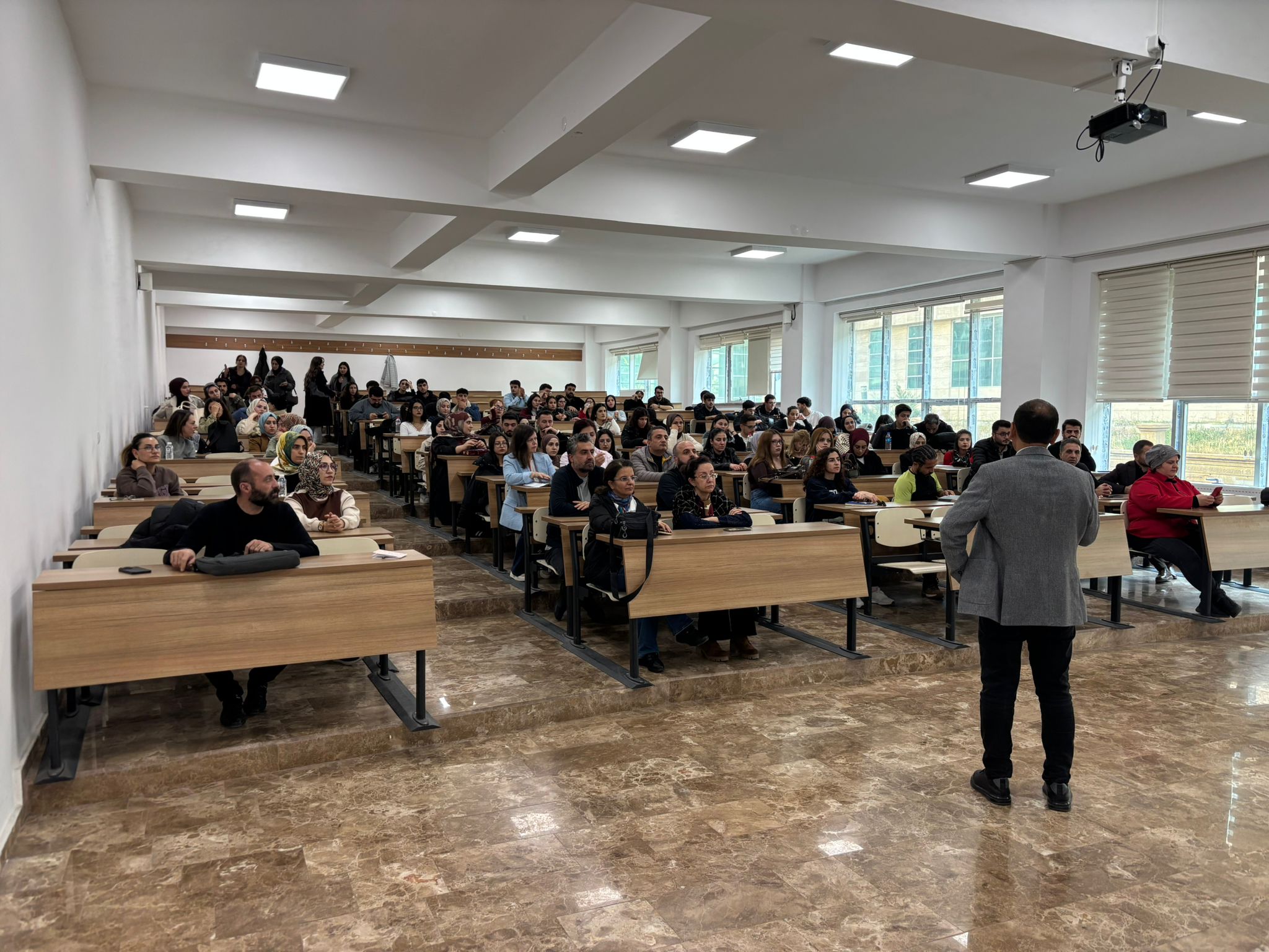 avrupa-birligi-ve-erasmus-proje-hazirlama-egitimi-fen-edebiyat-fakultesinde-gerceklestirildi-8344