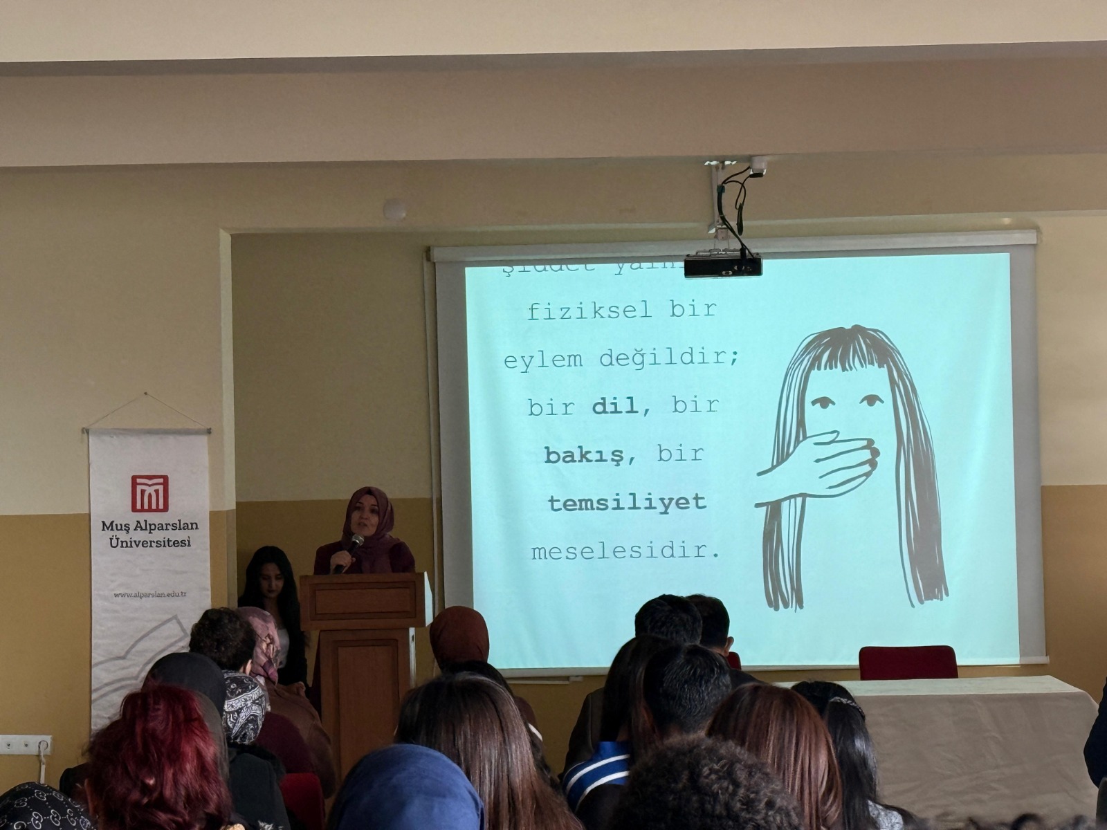 bulanik-myoda-guclu-kadin-surdurulebilir-gelecek-calistayi-buyuk-ilgi-topladi-8355