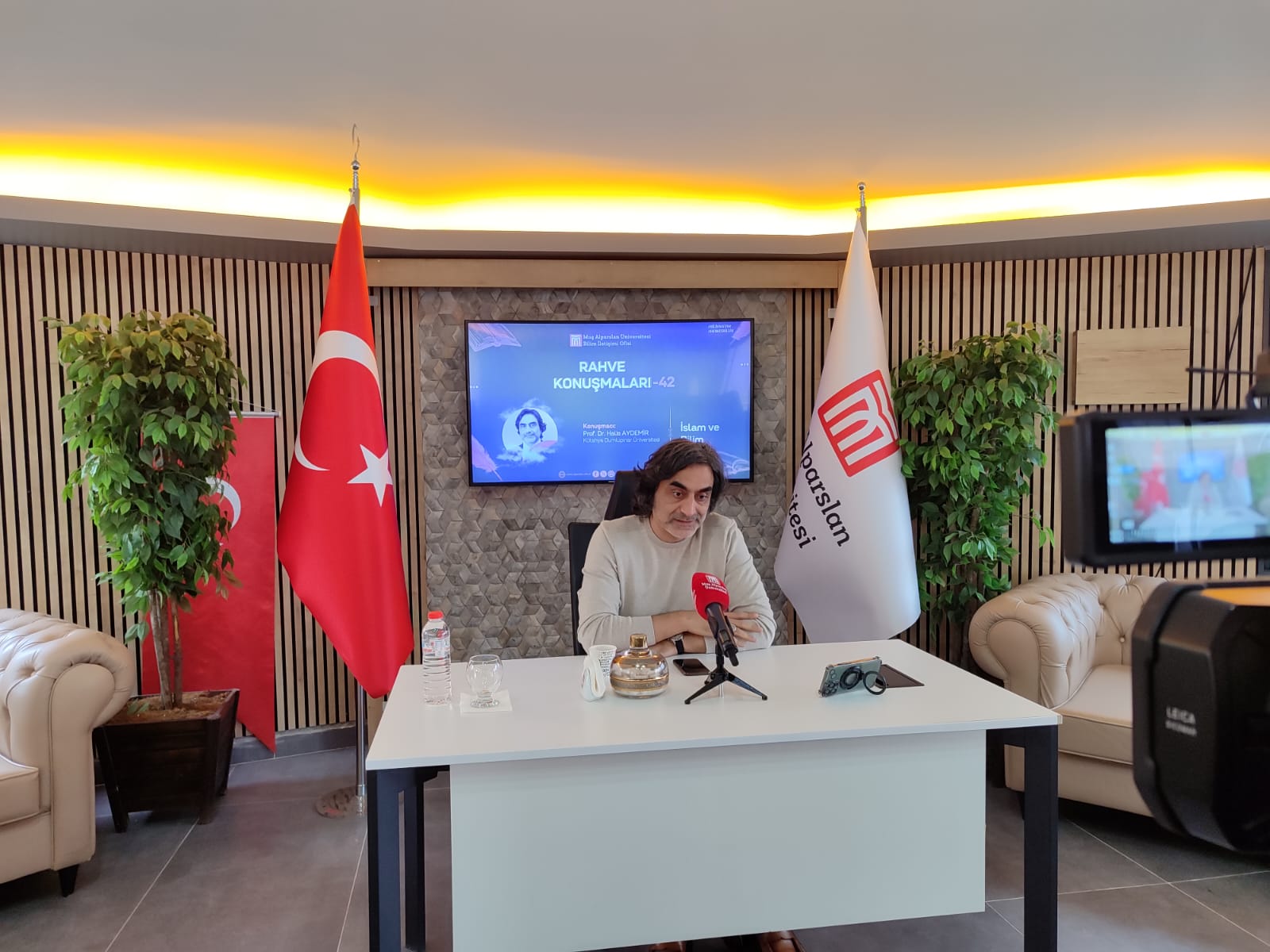 rahve-konusmalari-42-islam-ve-bilim-konusuldu-8421