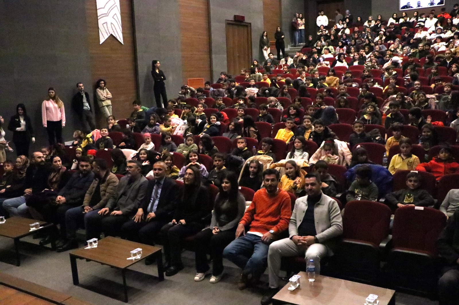 3-aralik-dunya-engelliler-gunu-betimleme-sinema-etkinligi-ile-farkindalik-olusturuldu-8454