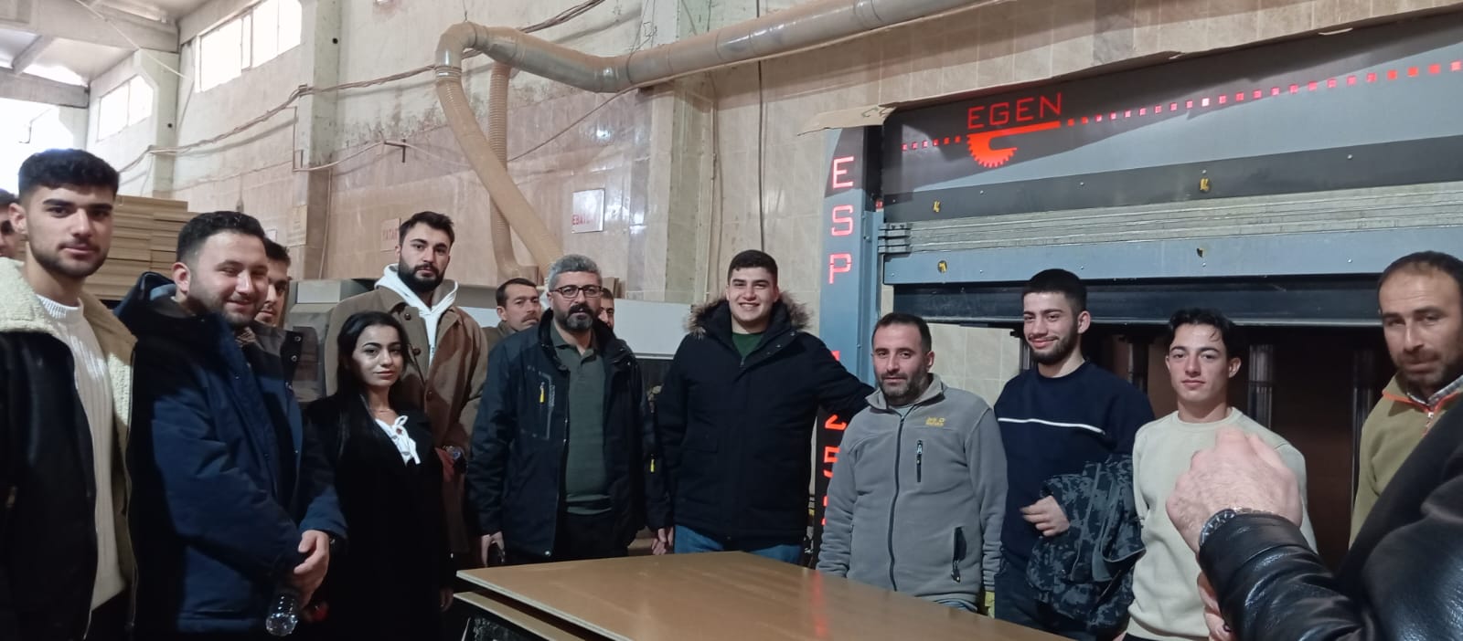 tbmyo-mekatronik-ogrencilerinden-sah-orman-urunlerine-teknik-gezi-8490