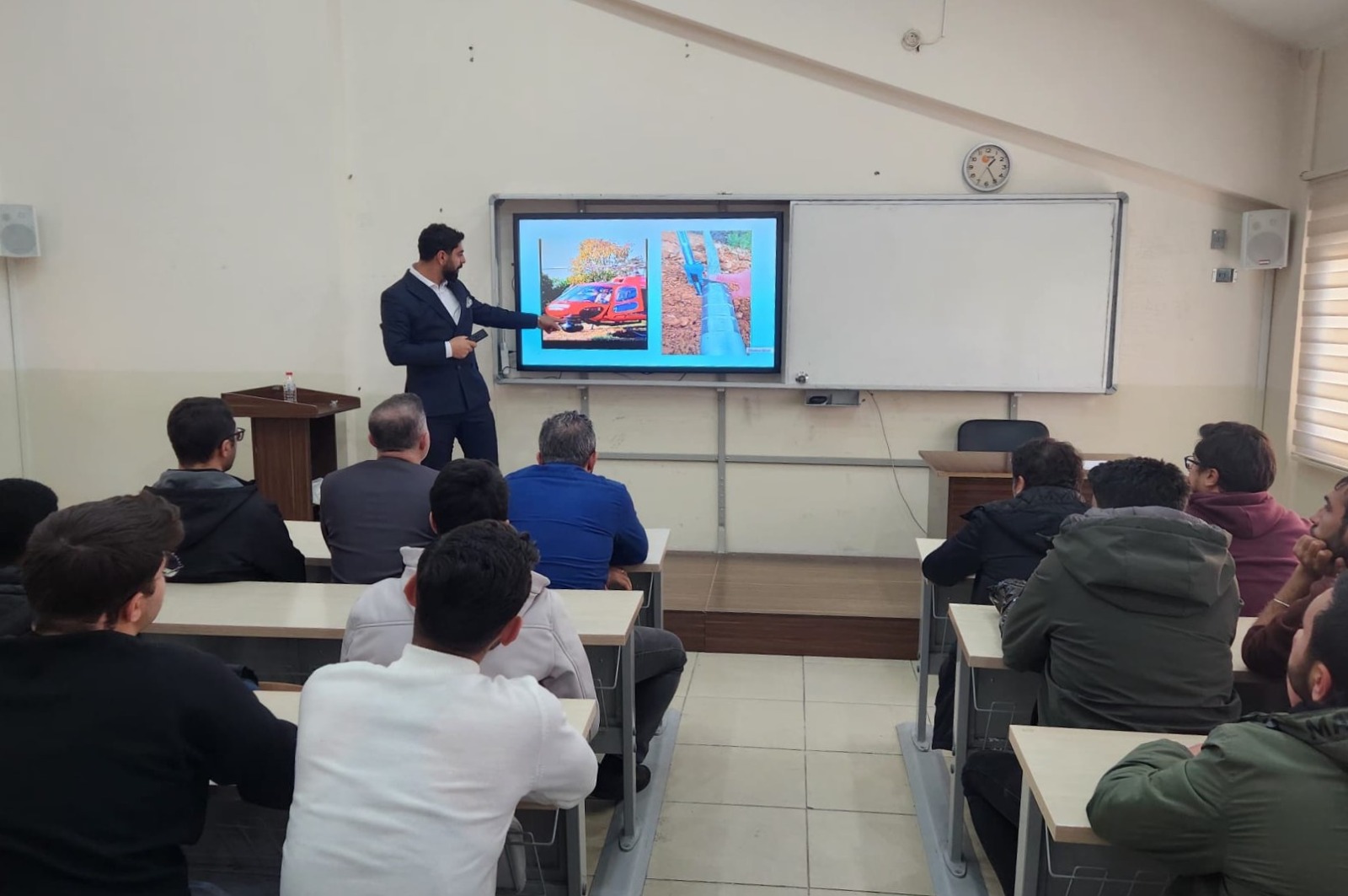 tbmyo-elektrik-ve-enerji-bolumunden-yuksek-gerilimde-canli-bakim-semineri-8506