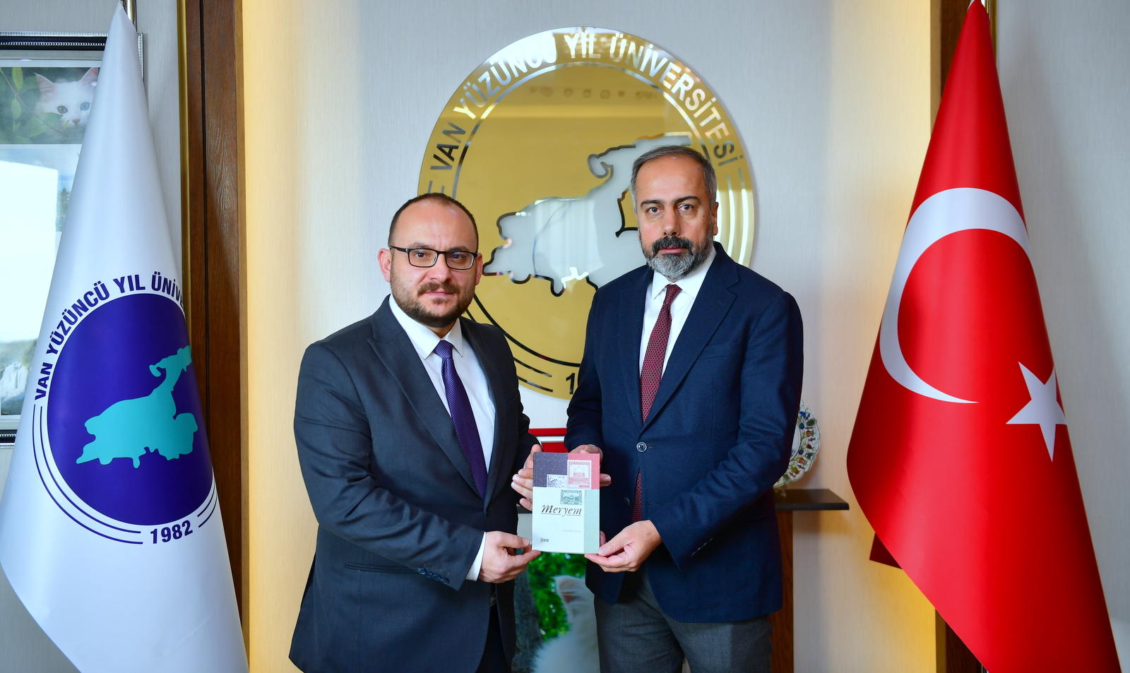 rektorumuzden-van-yuzuncu-yil-universitesine-ziyaret-8518