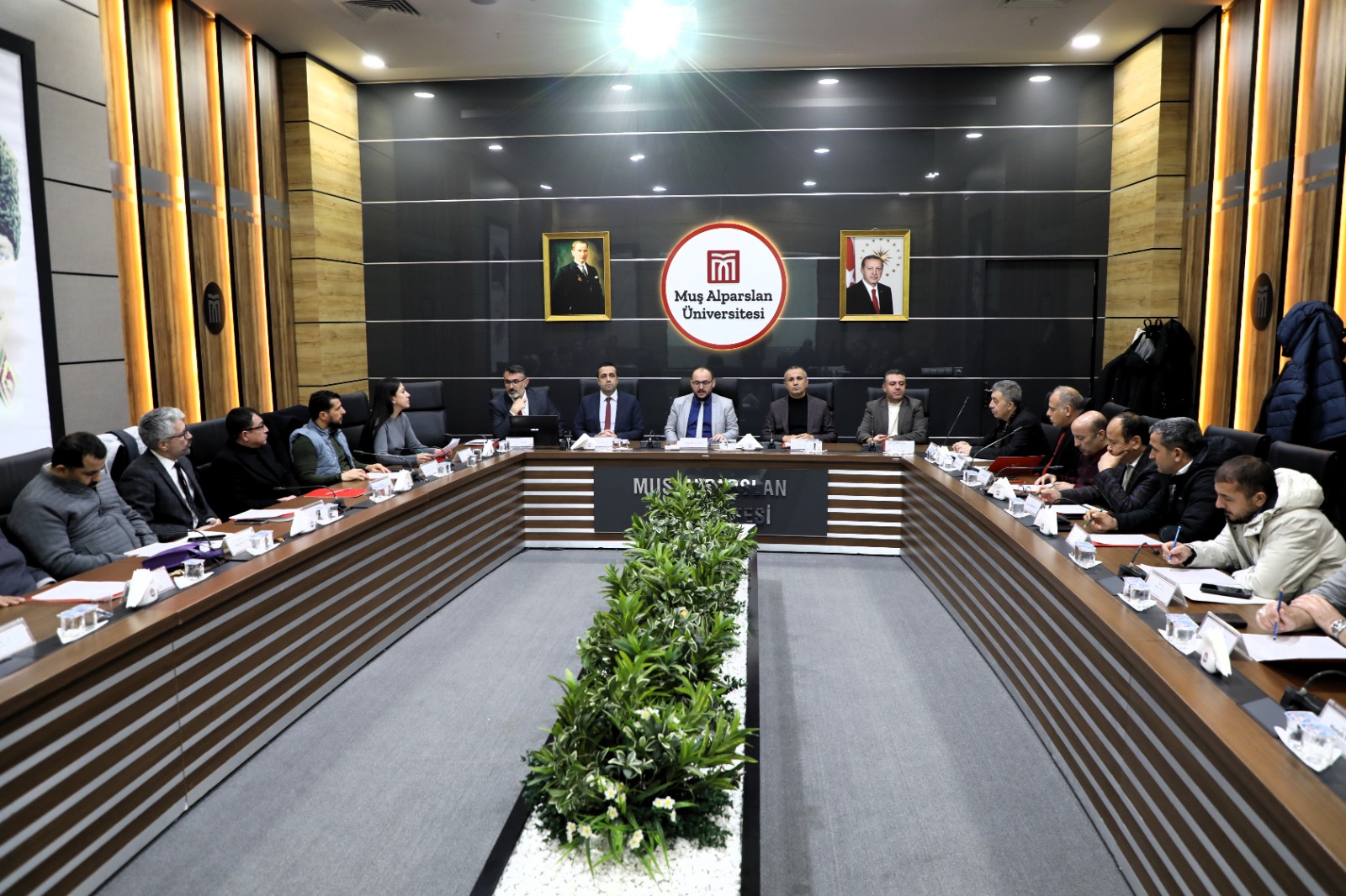 universitemiz-senato-toplantisi-gerceklestirildi-8541