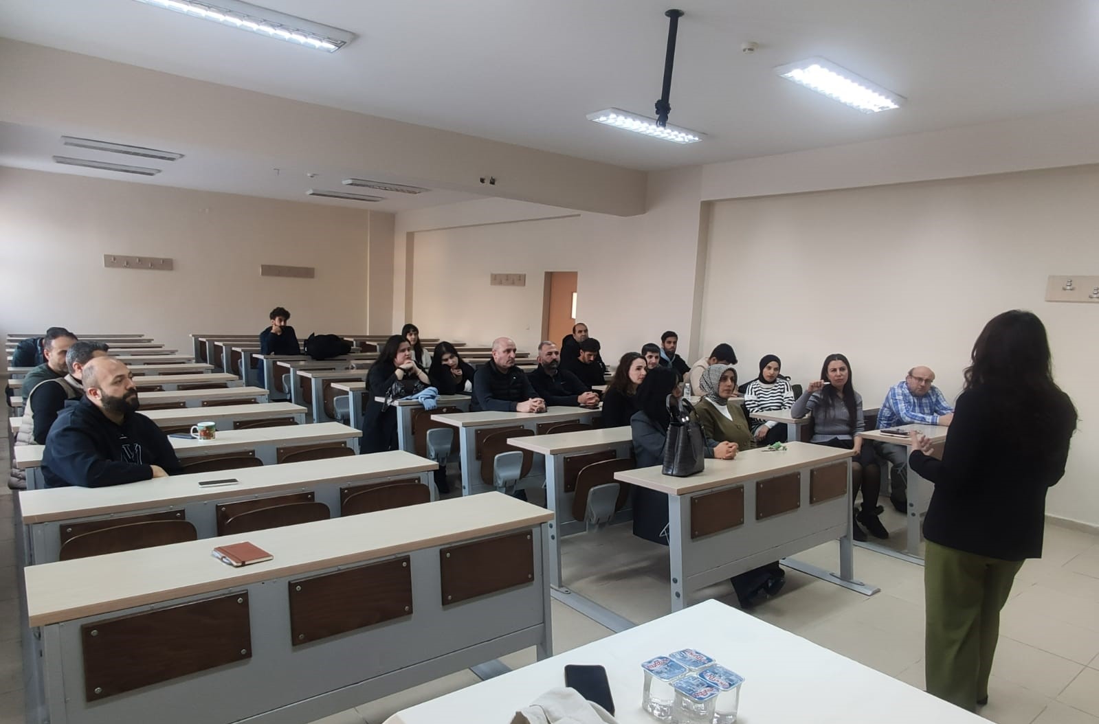 universitemizde-maarif-sohbetlerinin-ilki-gerceklestirildi-8551