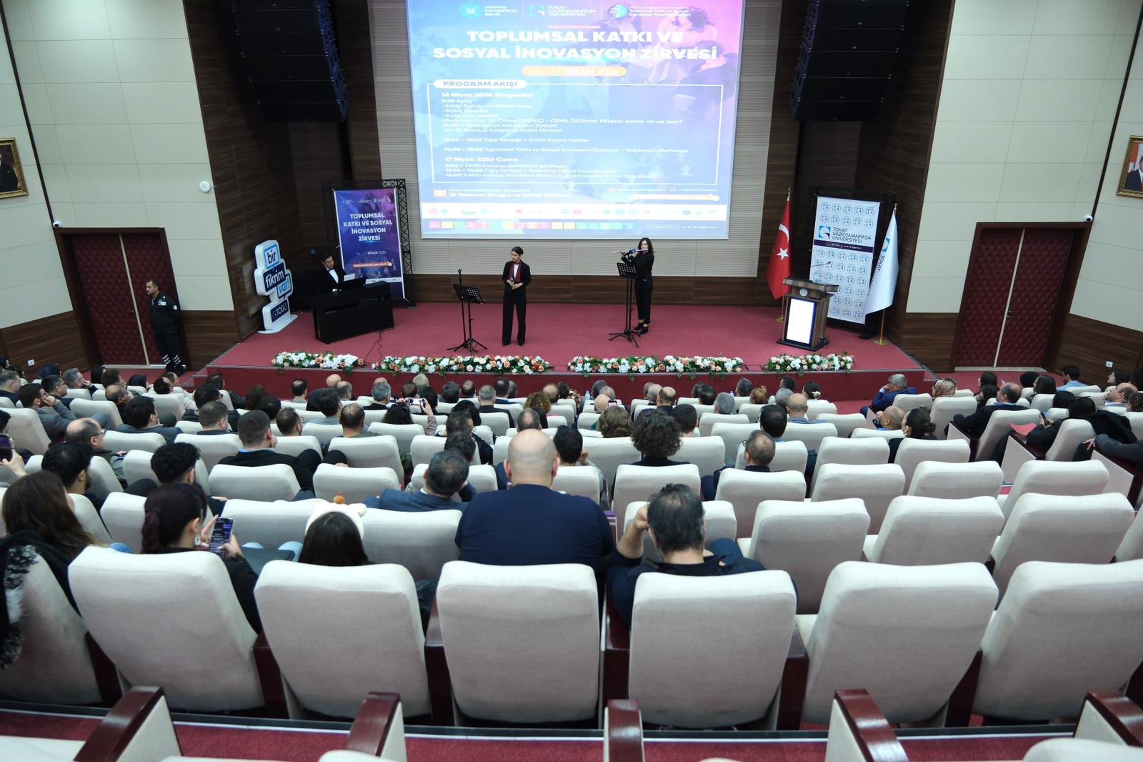 maun-anadolu-universiteler-birligi-zirvesinde-toplumsal-katki-vizyonunu-paylasti-8958