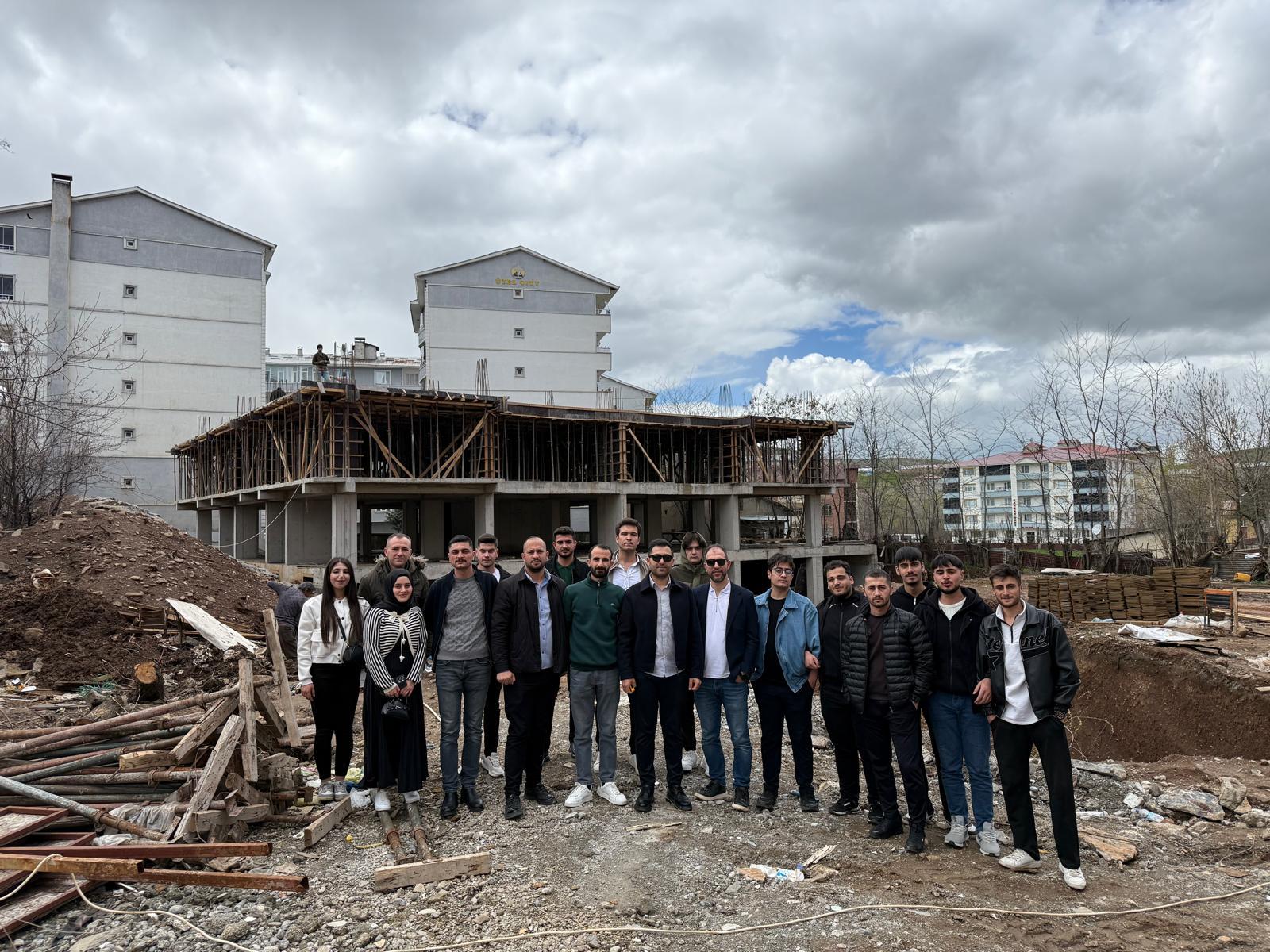 tbmyo-insaat-bolumu-ogrencilerinden-harbi-insaata-uygulamali-teknik-gezi-8981