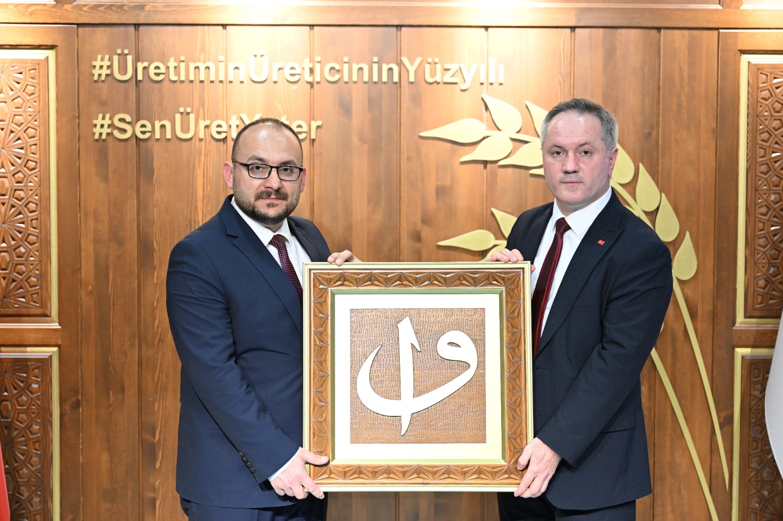 rektorumuz-prof-dr-mustafa-alican-dr-bulent-kahraman-colakoglunu-ziyaret-etti-8995