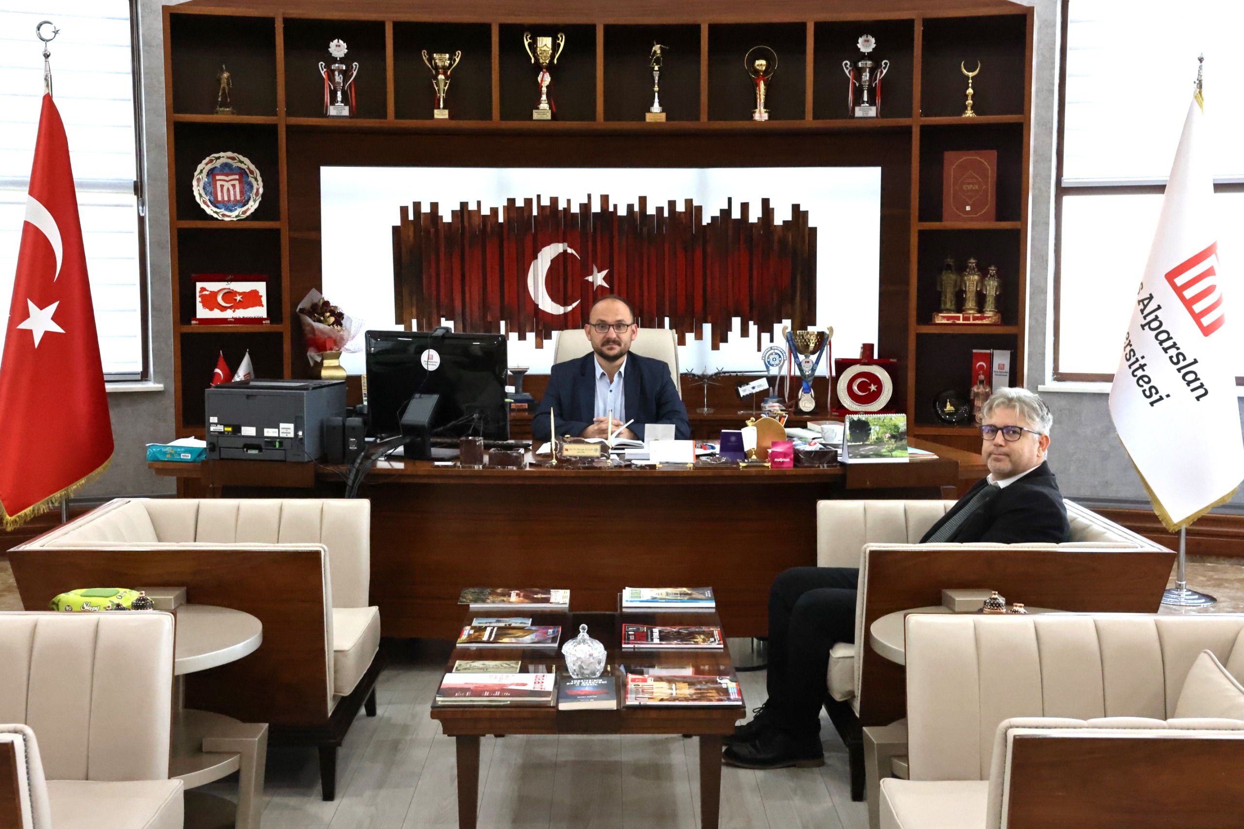 bulanik-myo-mudurlugune-atanan-doc-dr-ismail-donmezden-rektorumuze-ziyaret-9291