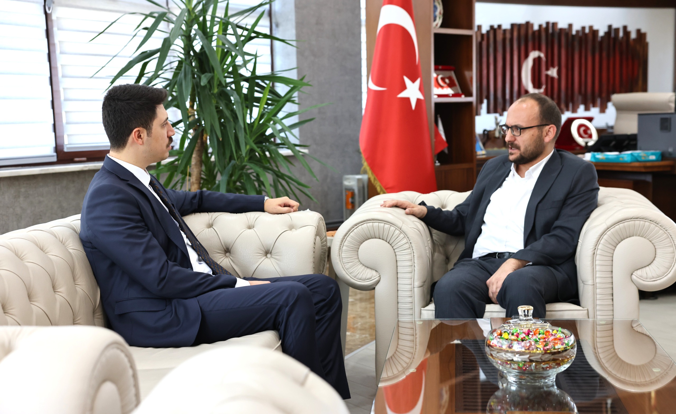 malazgirt-kaymakami-ahmed-tayyib-kahramandan-rektorumuze-ziyaret-9454